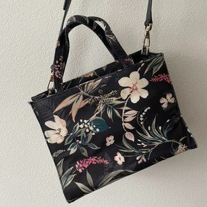 Kate Spade Black Floral Purse!
